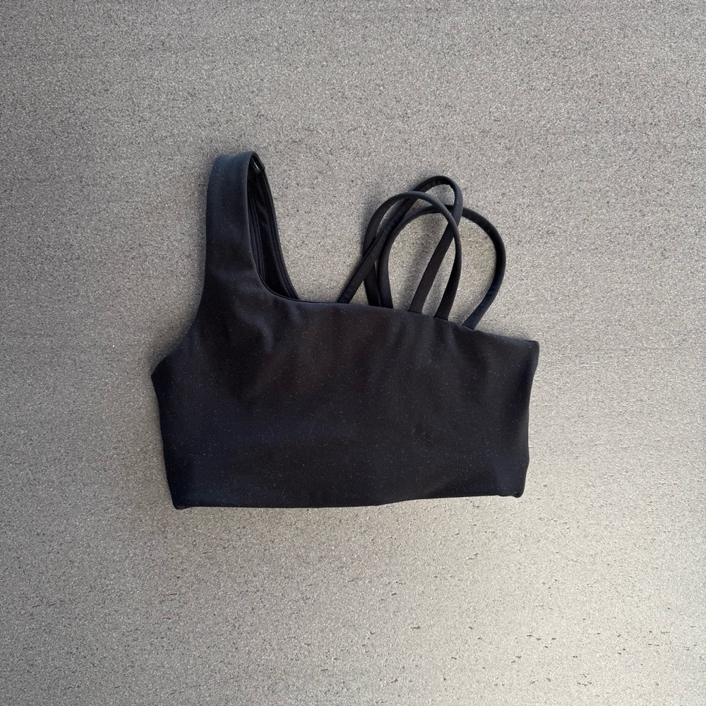 Black Sports Bra